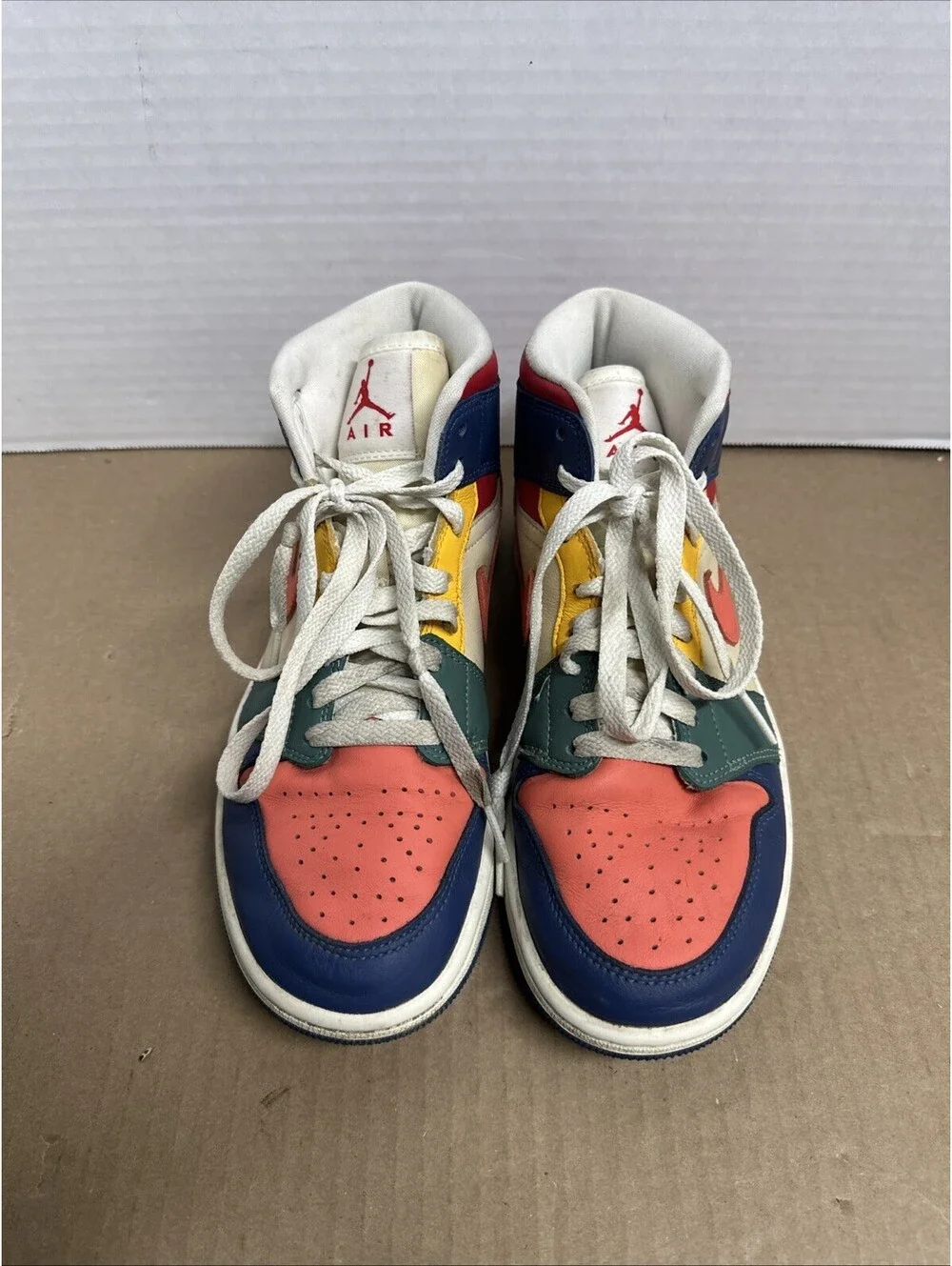 Nike Jordan 1 Mid Multicolor Women’s Size 7 Athletic Shoes Sneakers DN3738-400